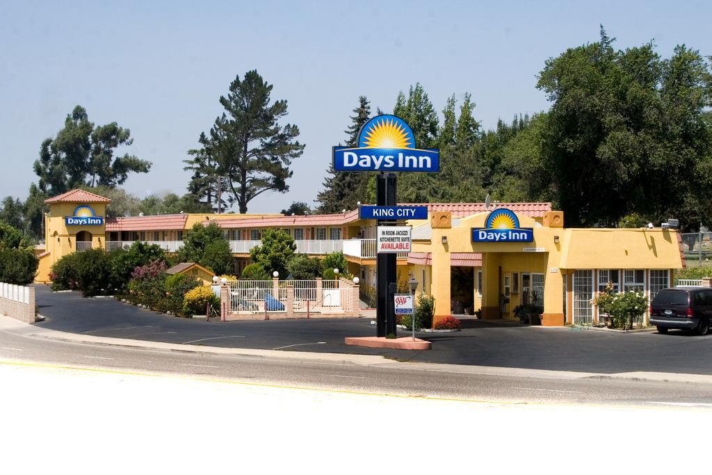 Days Inn By Wyndham King City Zewnętrze zdjęcie